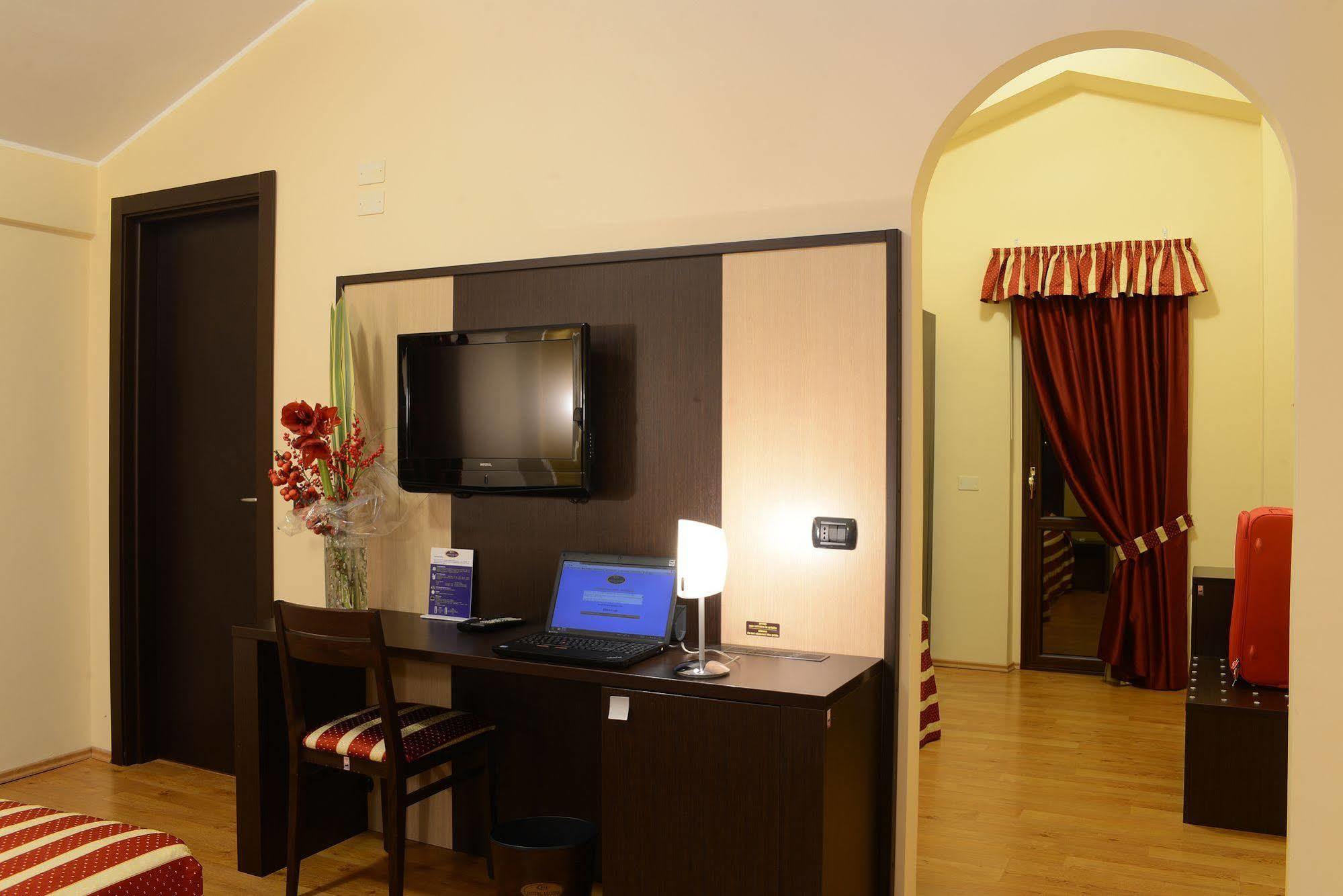 Hotel Iacone