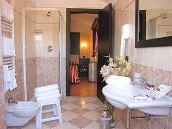Iacone 3*